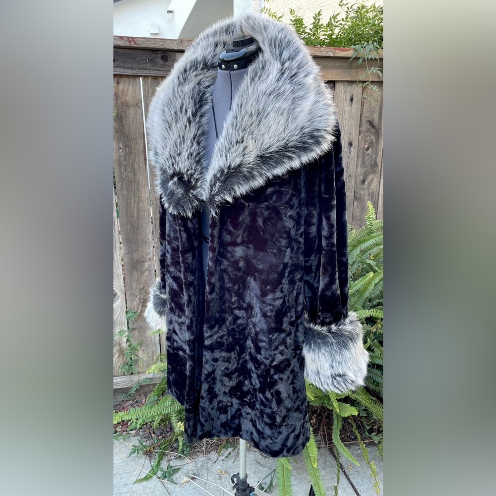 American Vintage Black and Gray Faux Fur Pea Coat - Picture 3 of 16